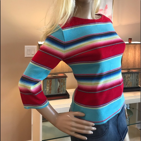 ADORABLE KOOKAI UNIQUE TOP IN MINT CONDITION - Picture 2 of 5